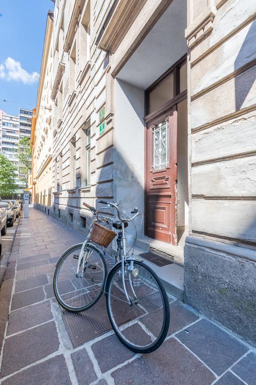 Fine Apartment Janeza Pavla Ljubljana Luaran gambar